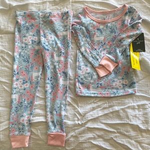2T girls PJ set